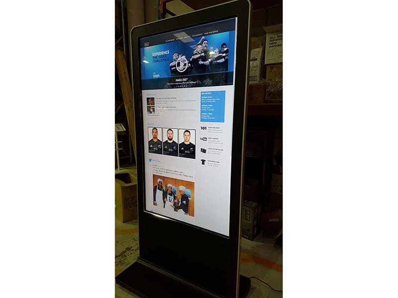Dynamic LED Screens: Interactive Digital Kiosk - Displays 2 Go