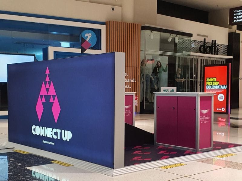 westfield double-sided wall - Displays 2 Go