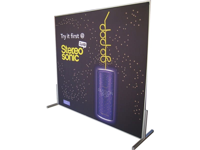 free-standing-outdoor-graphic-wall - Displays 2 Go