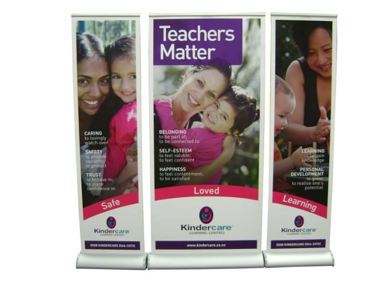 850mm Premier In The Middle 2 X 500mm Premiers Either Side - Displays 2 Go