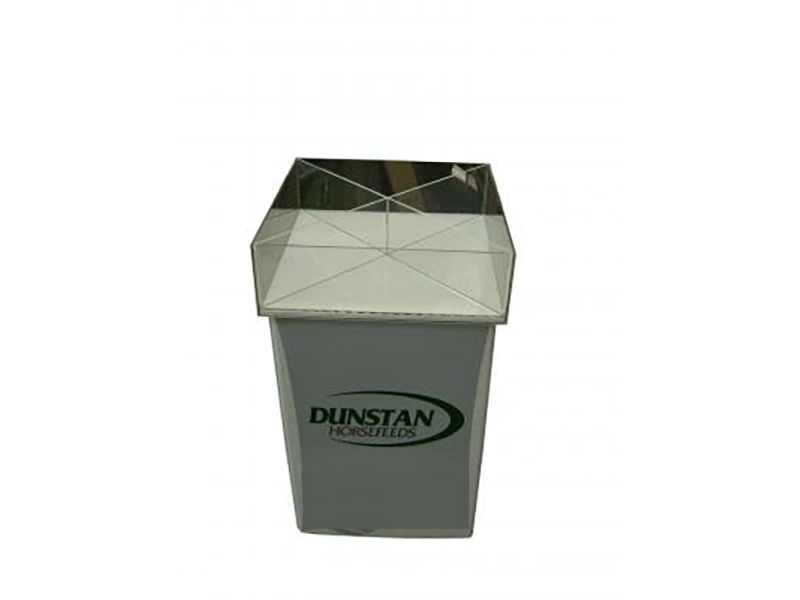 Showcase Plinths: Dunstan Horse Feeds Plinth - Displays 2 Go