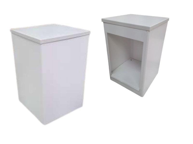 Superlight 600 Demonstration Table: White Tables - Displays 2 Go