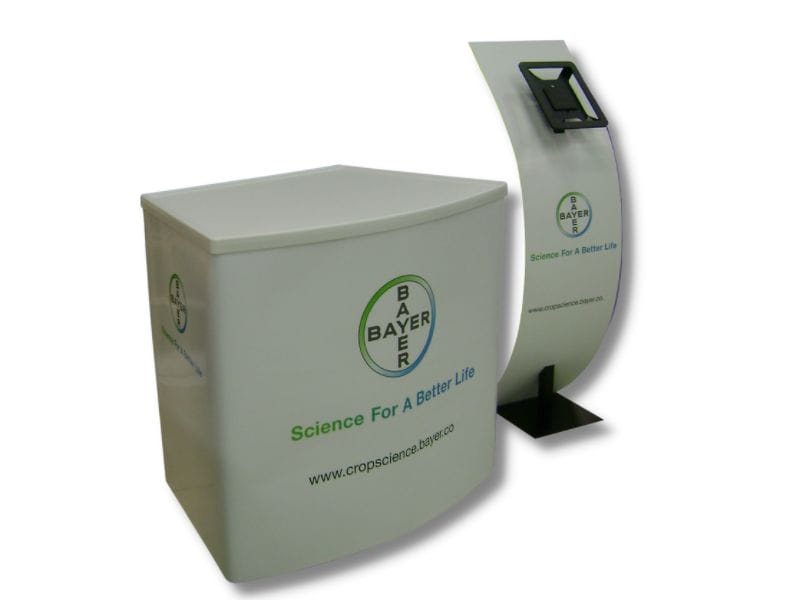 Superlight table with iPad stand - Displays 2 Go