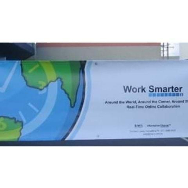 Outdoor banner with rope and eyelets - Displays2Go