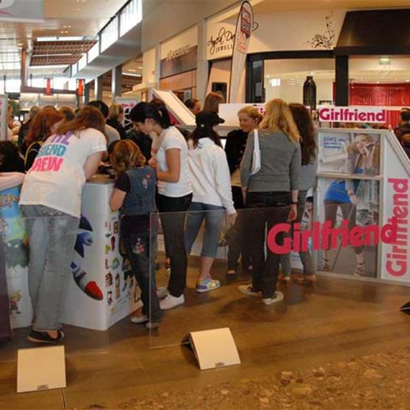 Mall promotions - Displays2Go