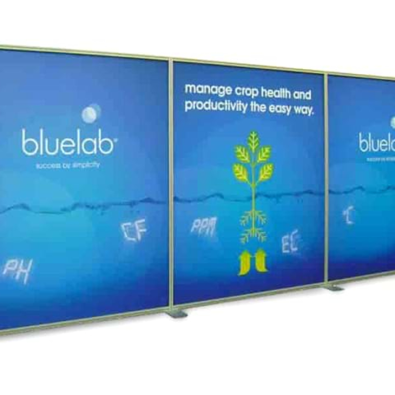 A 6 metre portable expo wall - Displays2Go