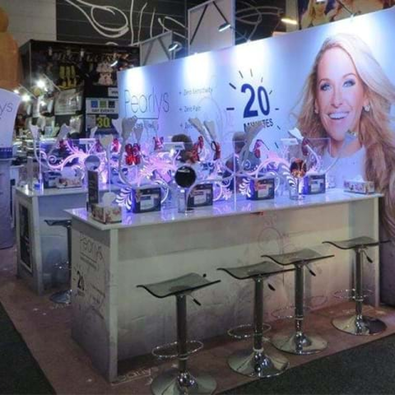 Trade show backdrop - Displays2Go