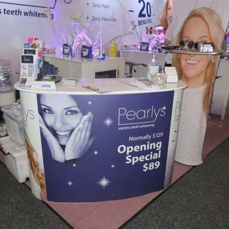 Expo sales table and backdrop stand - Displays2Go