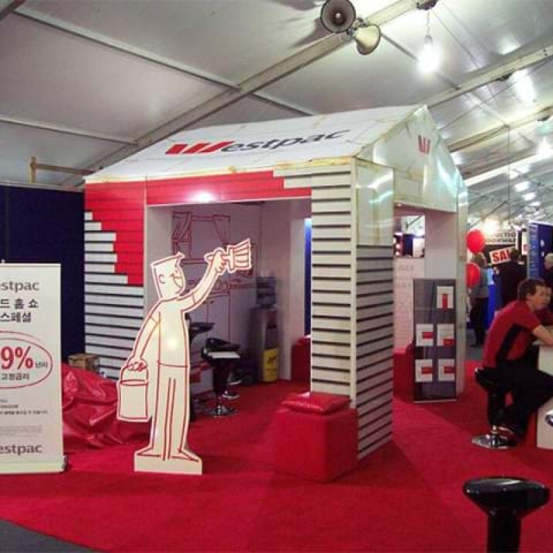 Themed trade show desing for Westpac - Displays2Go