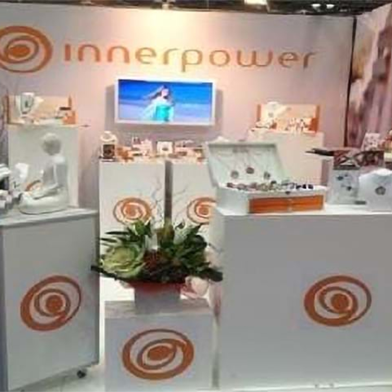 Expo banners mounted directly to the booth wall - Displays2Go