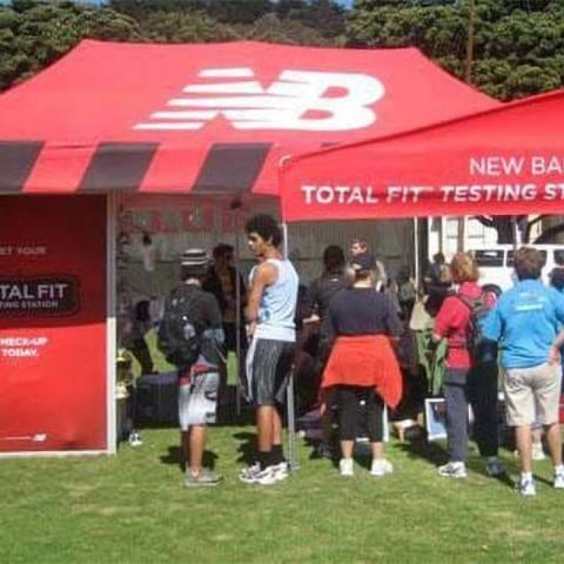 Marquee and shoe fitting station - Displays2Go
