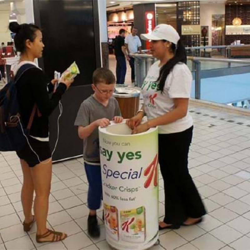 Mall sampling cart - Displays2Go