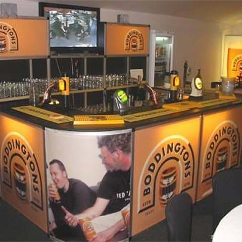 Modular bar is easy to store and transport - Displays2Go