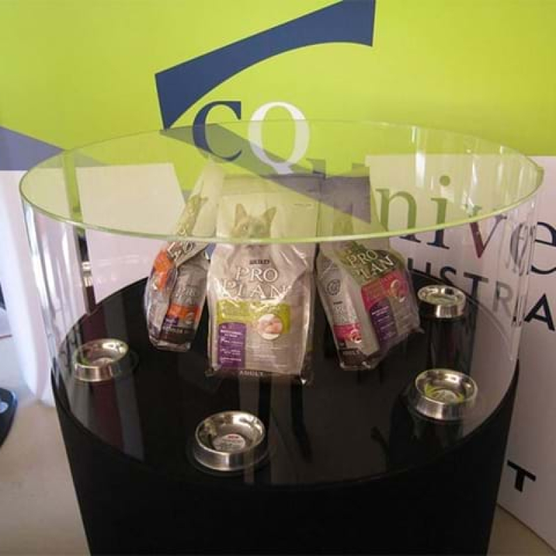  - Displays2Go