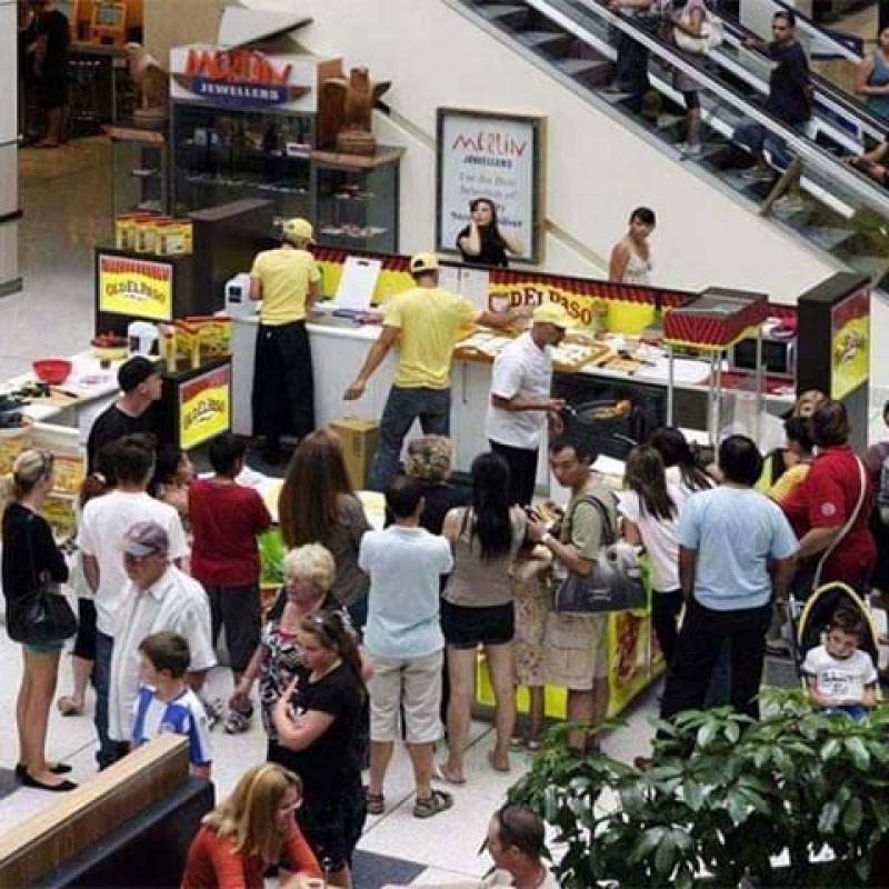 Shopping centre food prep - Displays2Go