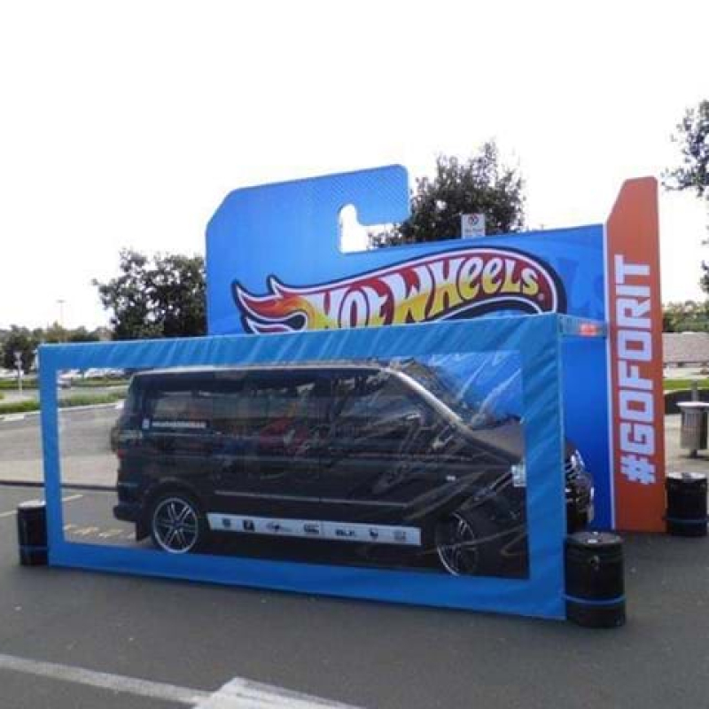 Giant size recreation of kids toy - Displays2Go