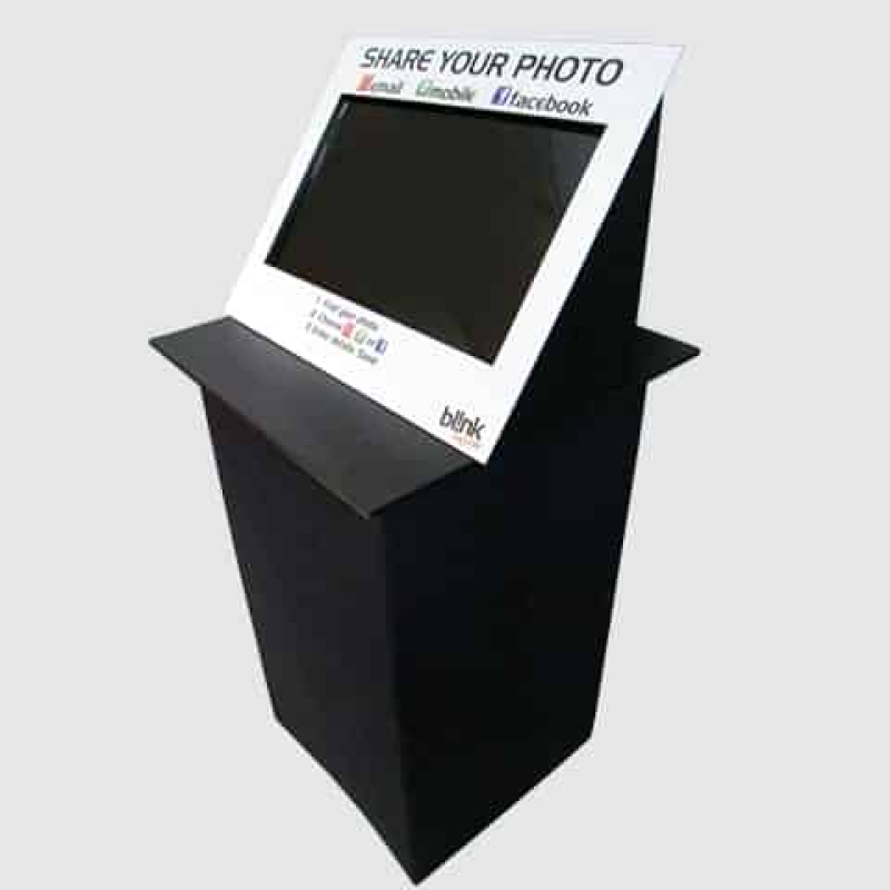 Touch screen stand - Displays2Go
