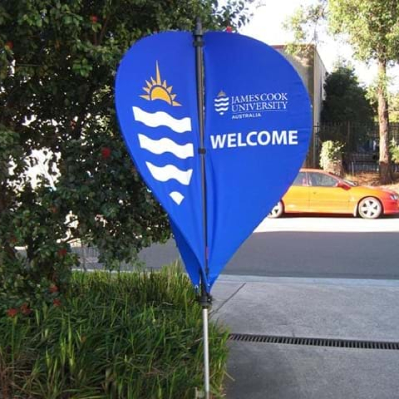 Twist n Shout flag - Displays2Go