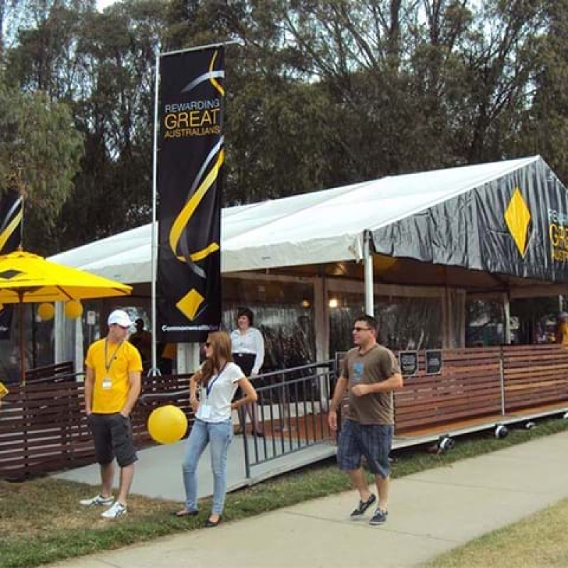 Giant portable flag pole for events - Displays2Go