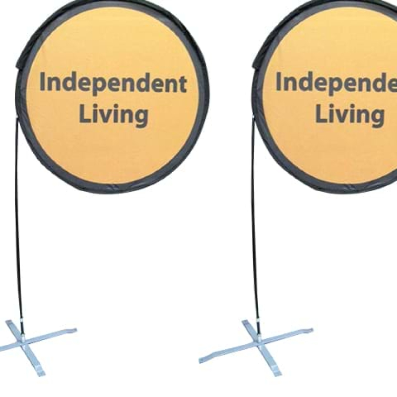 Round flag - Displays2Go