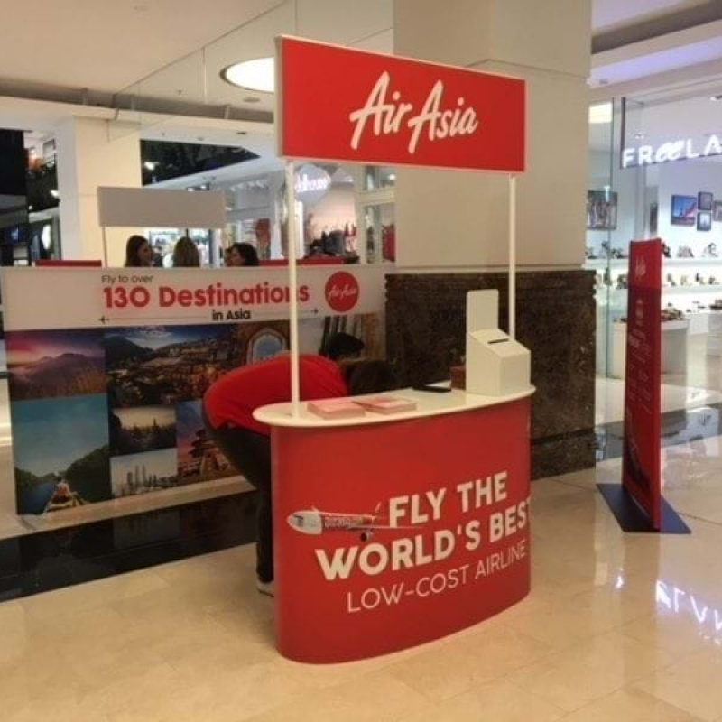 Pop-Up Table - Displays2Go