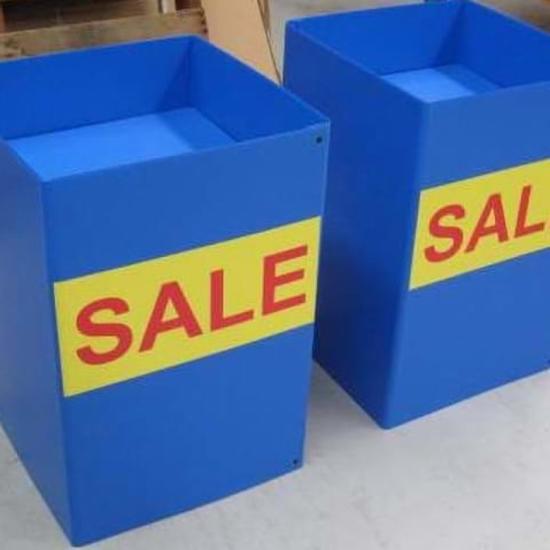Polypropylene plastic display stand - Displays2Go
