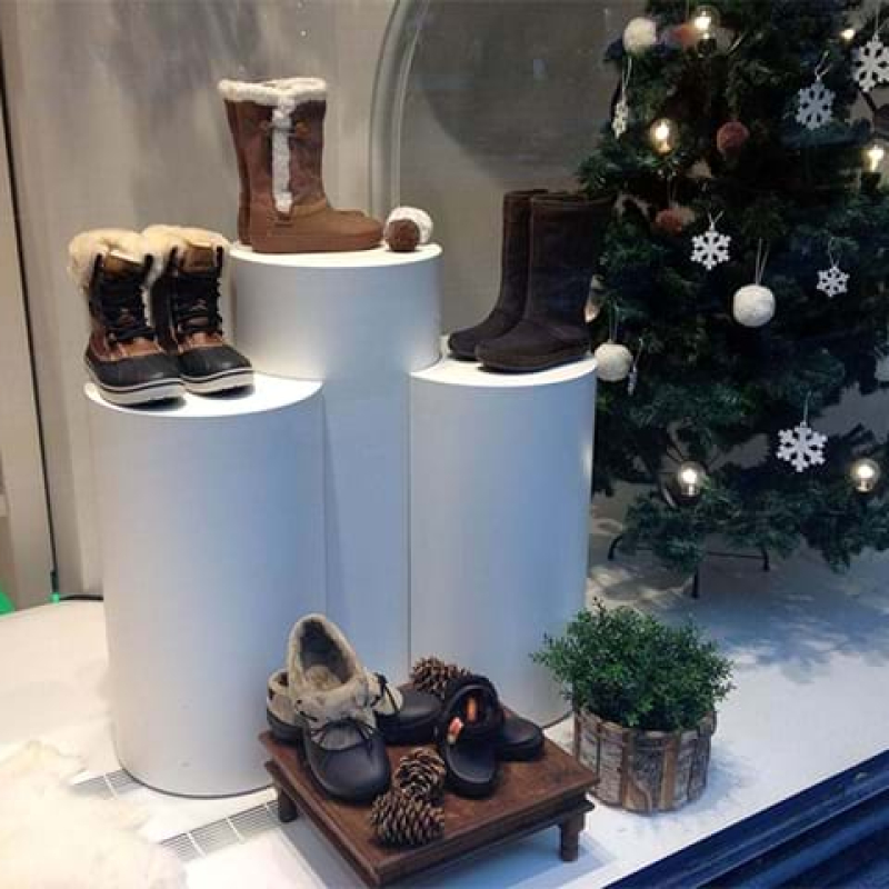 Retail display stand - Displays2Go