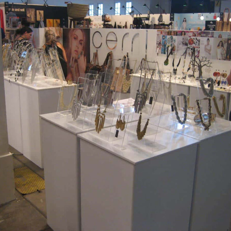 Jewellery display stands - Displays2Go