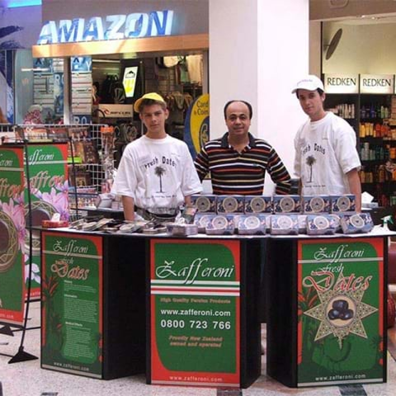 Mall display - Displays2Go