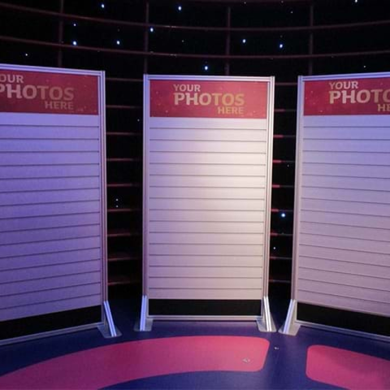 Portable slat wall system - Displays2Go