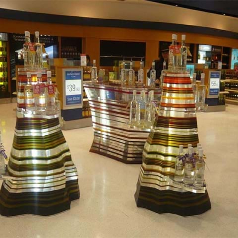 Airport duty free retail - Displays2Go