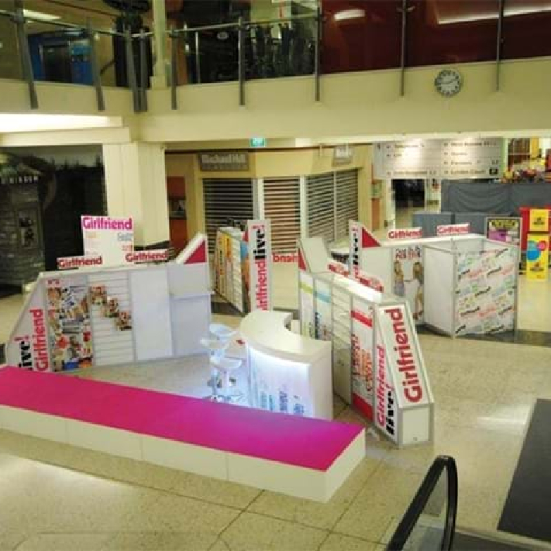 Mall promo - Displays2Go