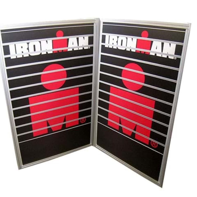 Slat wall display racks - Displays2Go