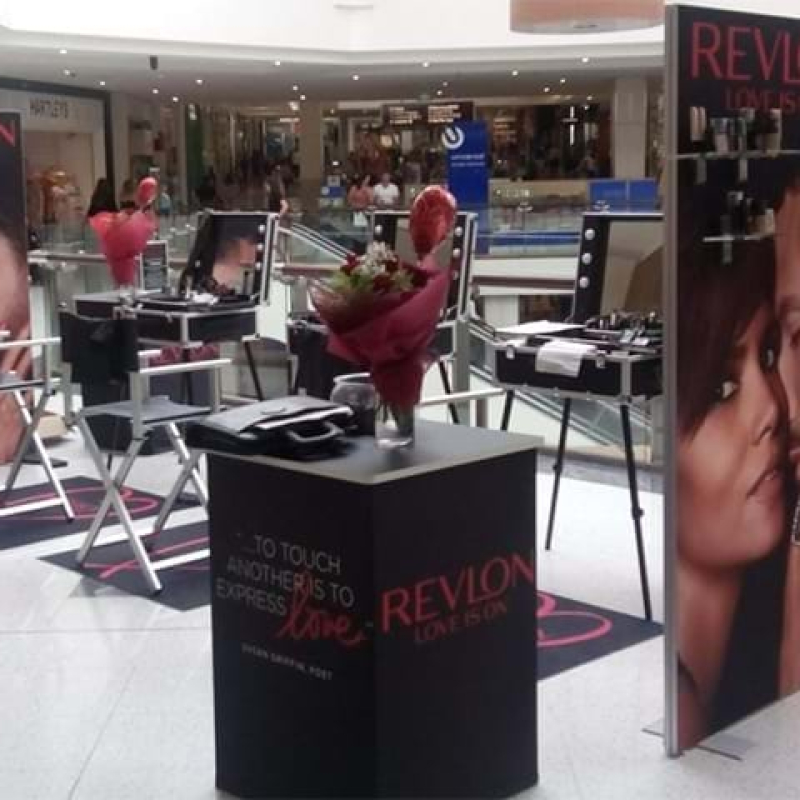 Revlon mall kit - Displays2Go