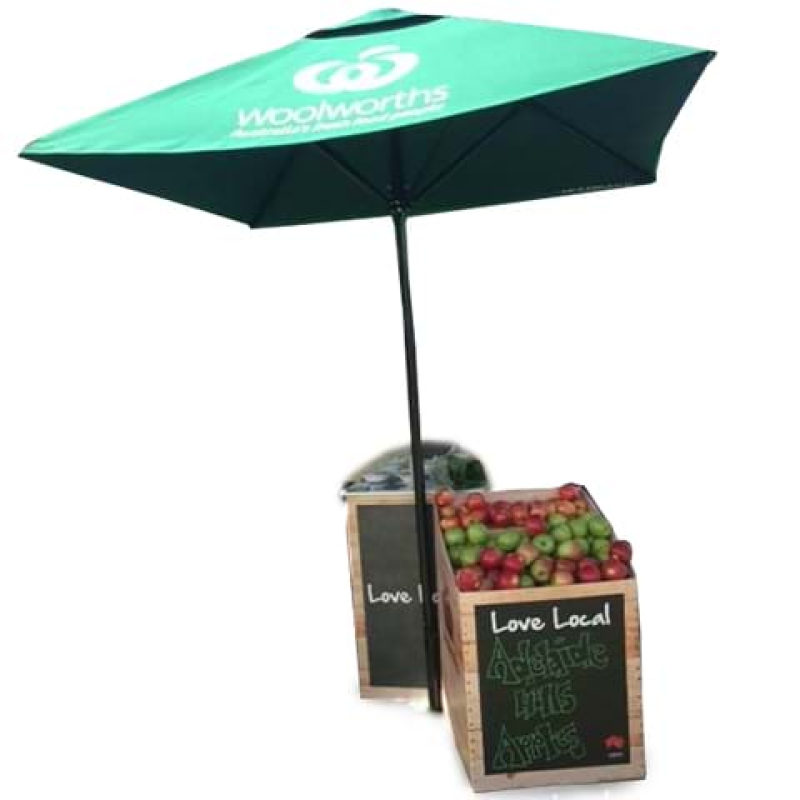 Outdoor booth for woolworths - Displays2Go